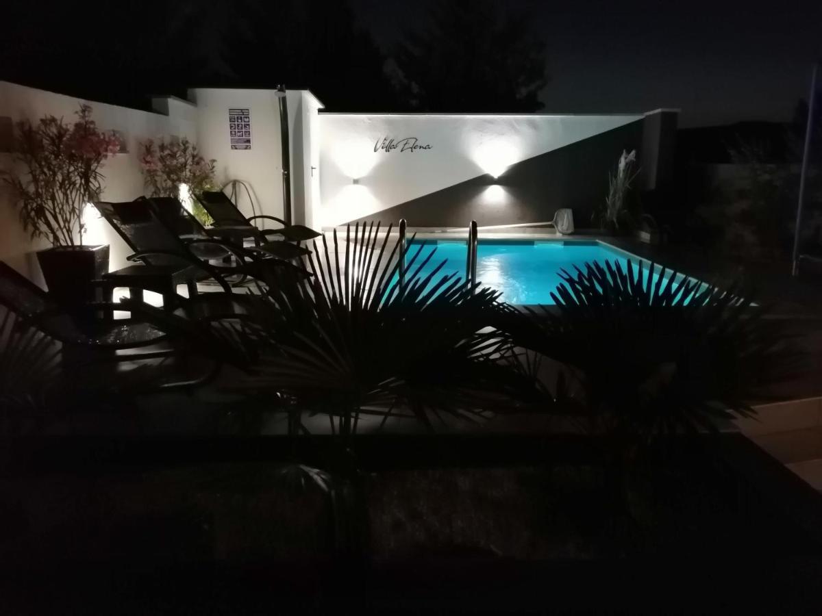 Elena Villa Pomer Buitenkant foto