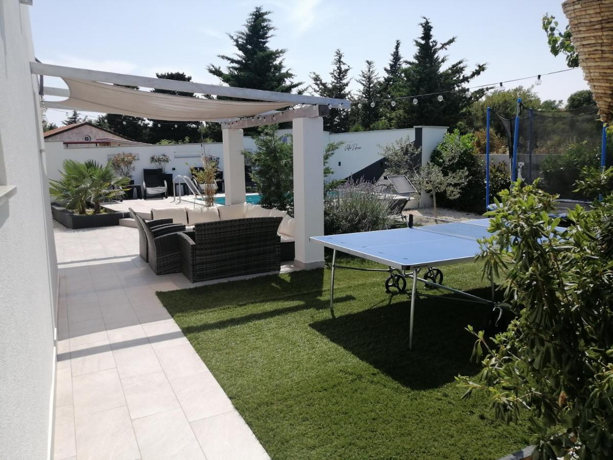 Elena Villa Pomer Buitenkant foto
